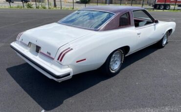 Pontiac-Grand-Am-1974-Coupe-11