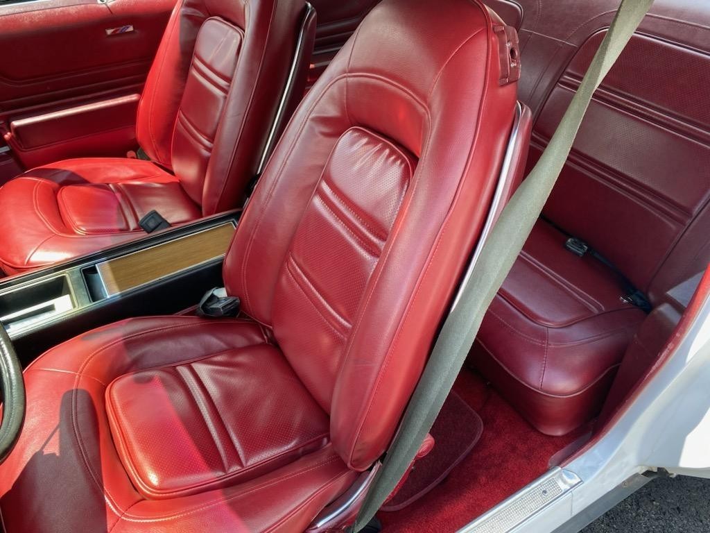 Pontiac-Grand-Am-1974-Coupe-21