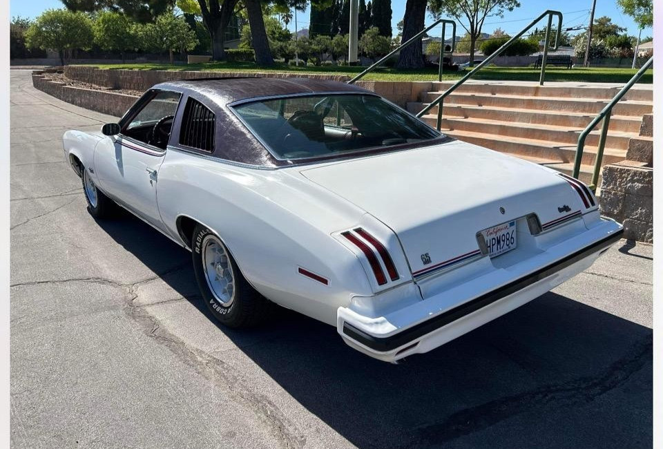 Pontiac-Grand-Am-1974-Coupe-9