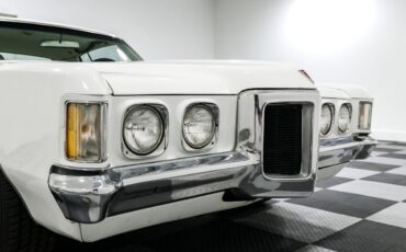 Pontiac-Grand-Prix-1969-Coupe-2