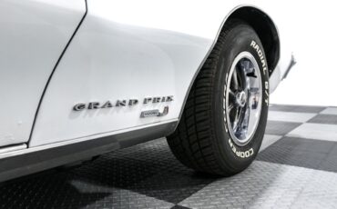 Pontiac-Grand-Prix-1969-Coupe-9