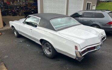 Pontiac-Grand-Prix-1972-Coupe-2