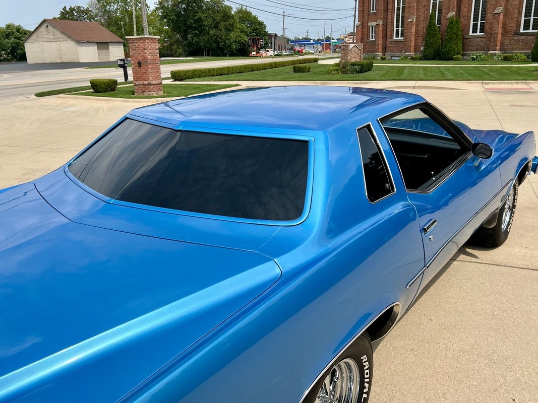 Pontiac-Grand-Prix-1973-Coupe-33