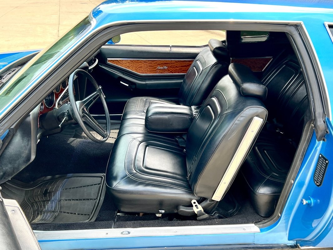 Pontiac-Grand-Prix-1973-Coupe-36