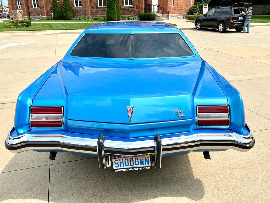 Pontiac-Grand-Prix-1973-Coupe-8