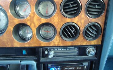 Pontiac-Grand-Prix-1978-Coupe-13