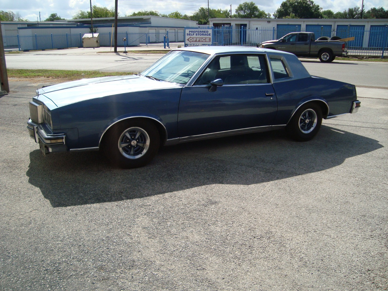Pontiac-Grand-Prix-1978-Coupe-3