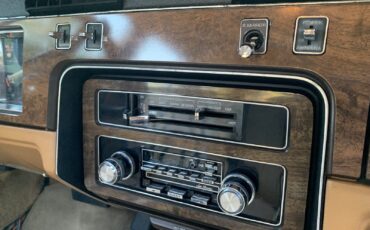 Pontiac-Grand-Safari-6.6-1978-26