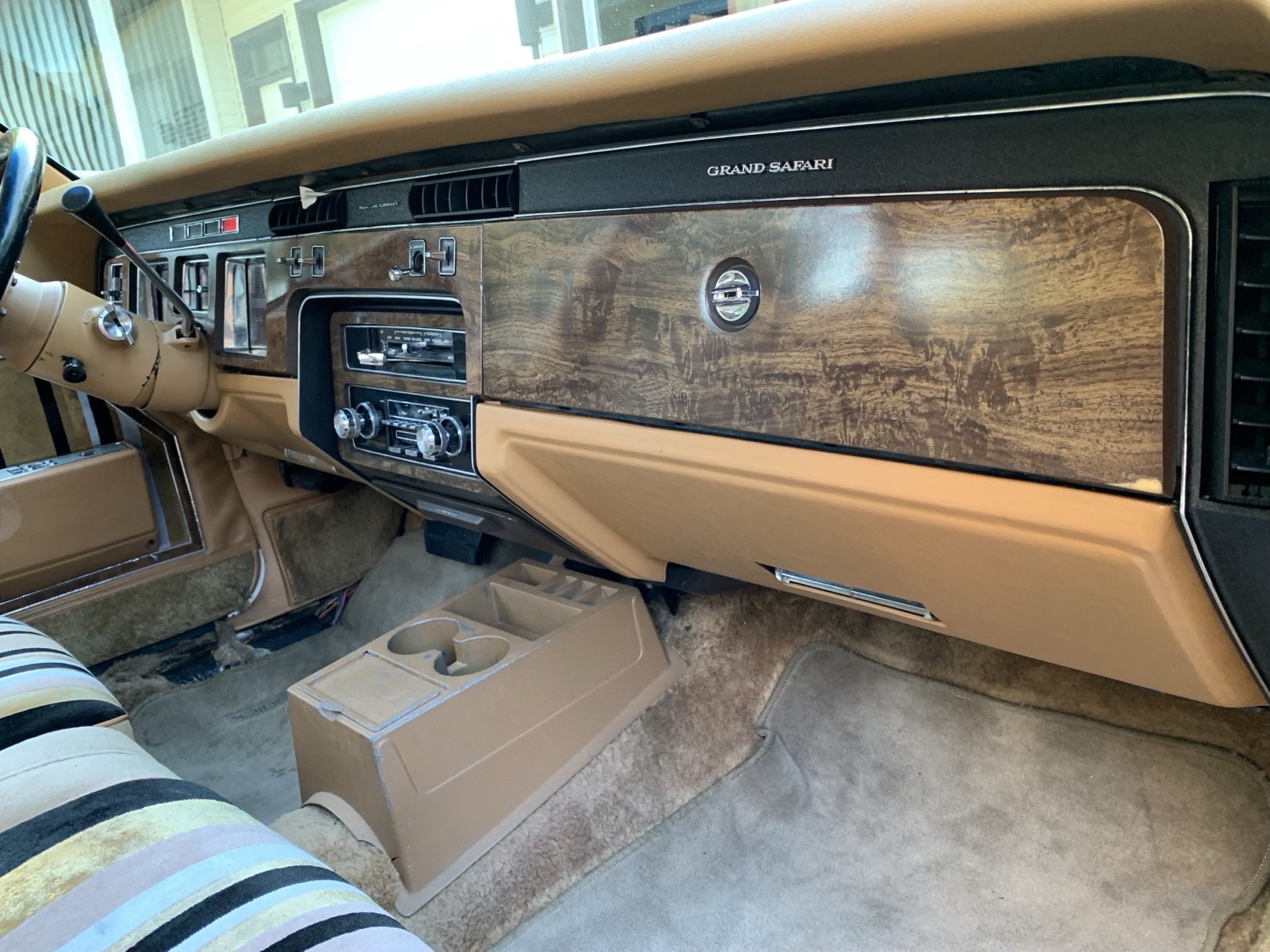 Pontiac-Grand-Safari-6.6-1978-28