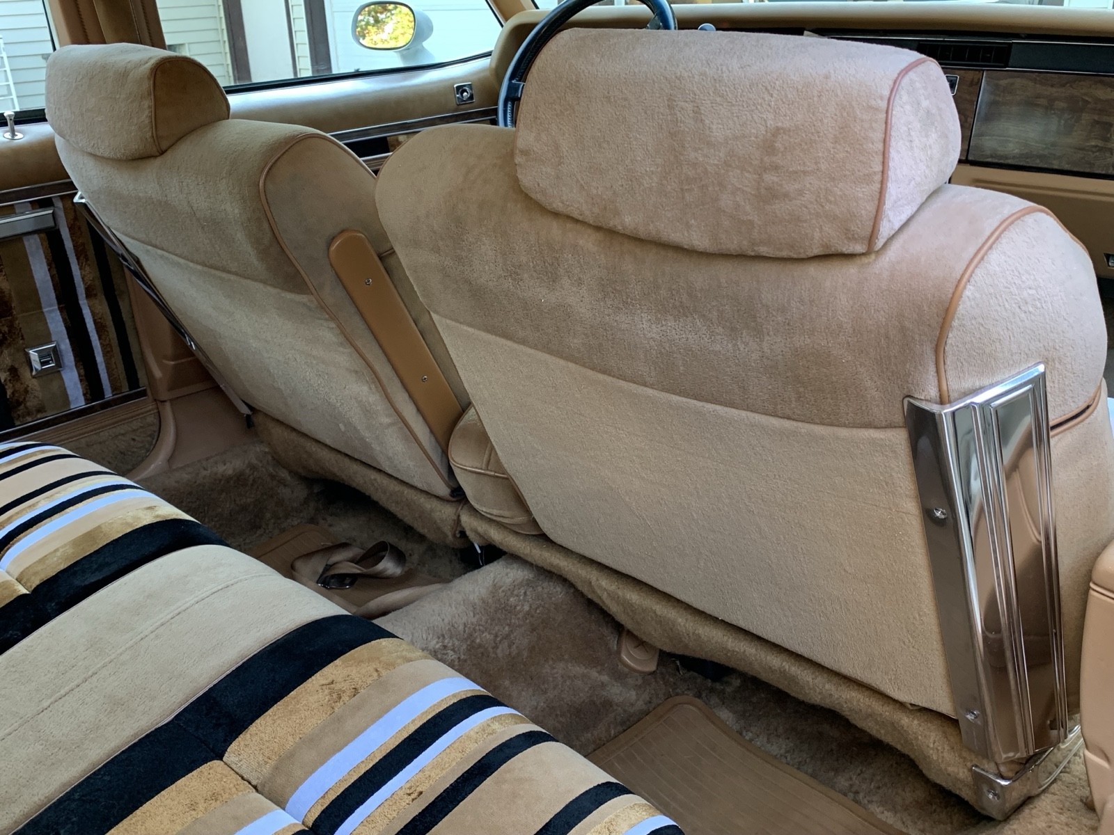 Pontiac-Grand-Safari-6.6-1978-33