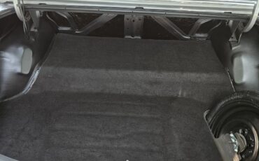 Pontiac-Grand-prix-1983-Silver-Sand-Metallic-Maroon-1