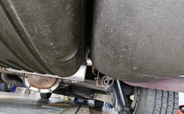 Pontiac-Grand-prix-1983-Silver-Sand-Metallic-Maroon-12