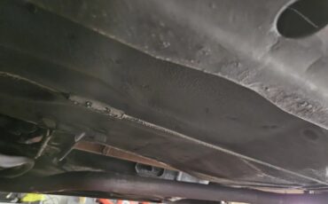 Pontiac-Grand-prix-1983-Silver-Sand-Metallic-Maroon-14