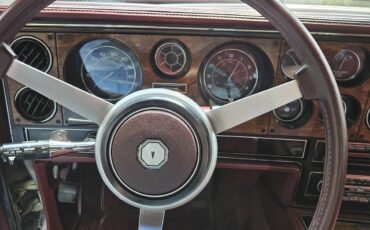 Pontiac-Grand-prix-1983-Silver-Sand-Metallic-Maroon-5