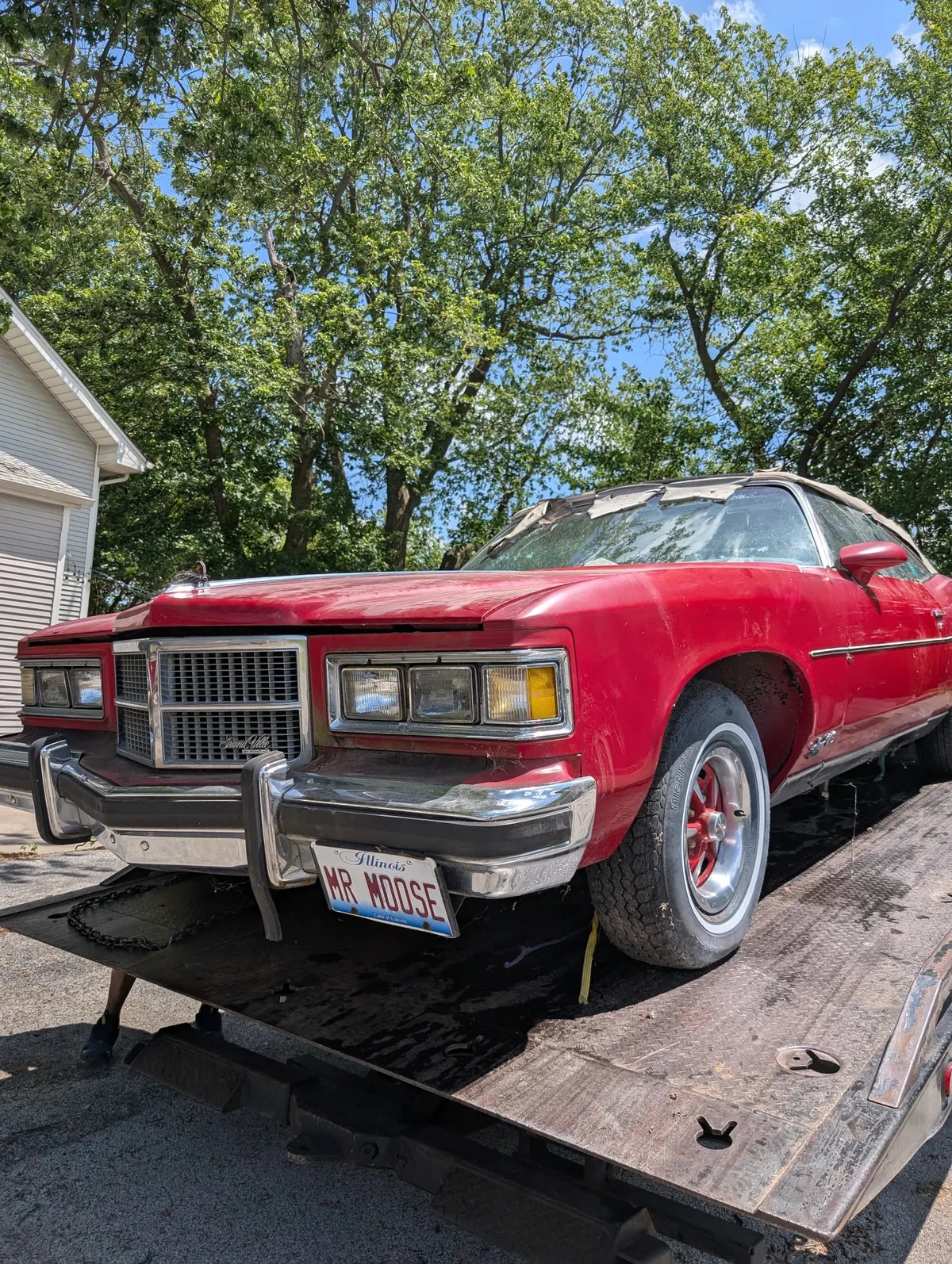 Pontiac-Grand-ville-1975-Red-White-4