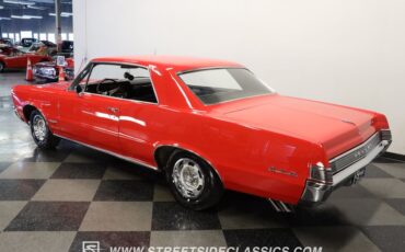 Pontiac-Gto-1965-Montero-Red-Black-12
