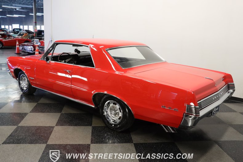 Pontiac-Gto-1965-Montero-Red-Black-12