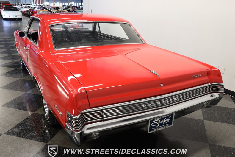 Pontiac-Gto-1965-Montero-Red-Black-13