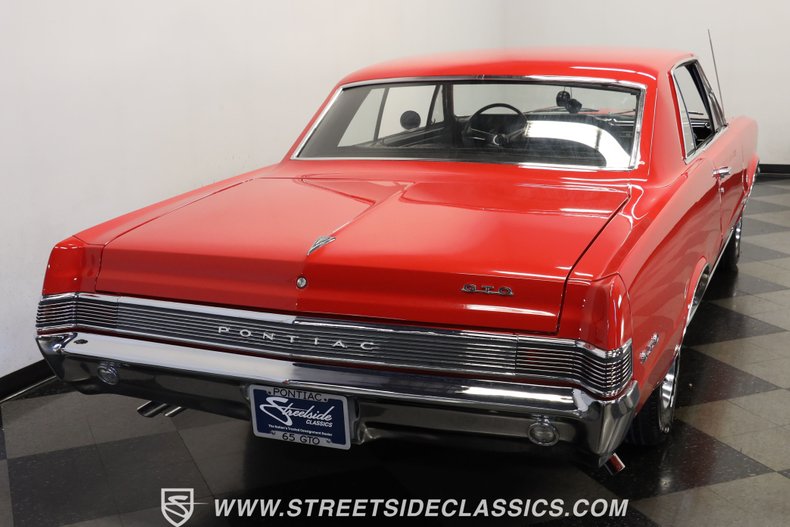 Pontiac-Gto-1965-Montero-Red-Black-15