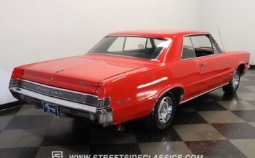 Pontiac-Gto-1965-Montero-Red-Black-16