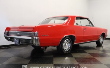 Pontiac-Gto-1965-Montero-Red-Black-2