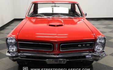 Pontiac-Gto-1965-Montero-Red-Black-21