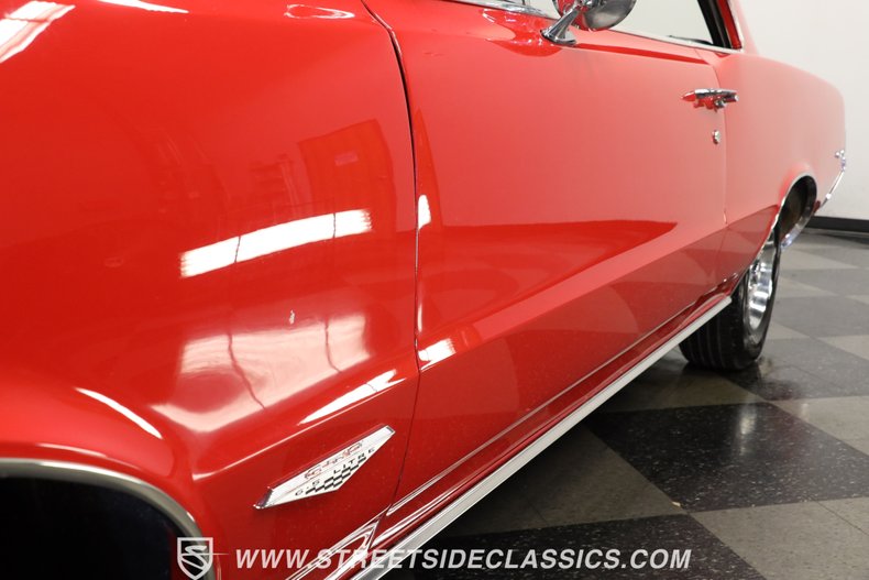 Pontiac-Gto-1965-Montero-Red-Black-26