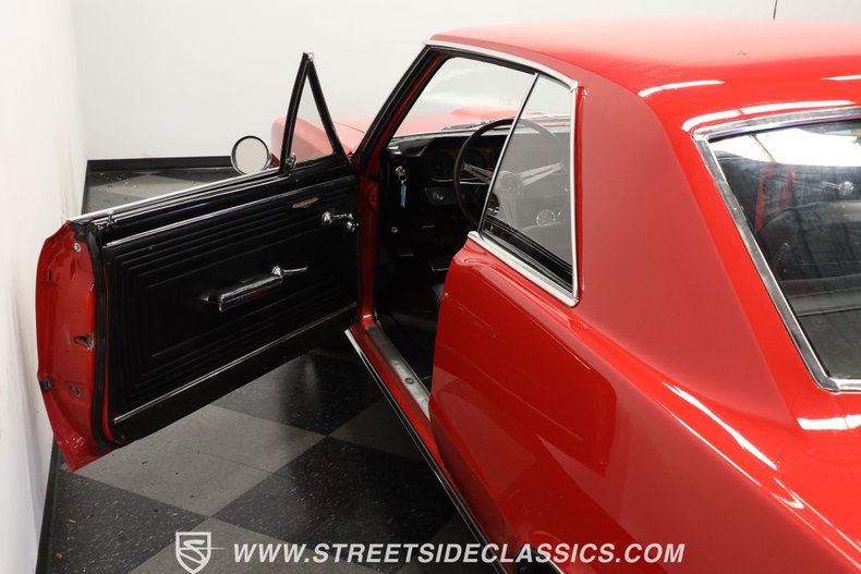Pontiac-Gto-1965-Montero-Red-Black-34