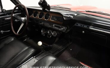 Pontiac-Gto-1965-Montero-Red-Black-42