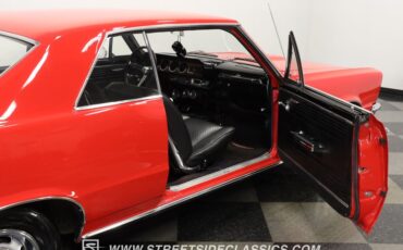 Pontiac-Gto-1965-Montero-Red-Black-46