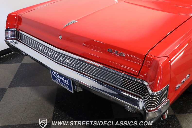 Pontiac-Gto-1965-Montero-Red-Black-48