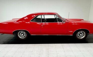 Pontiac-Gto-1966-Montero-Red-Black-13