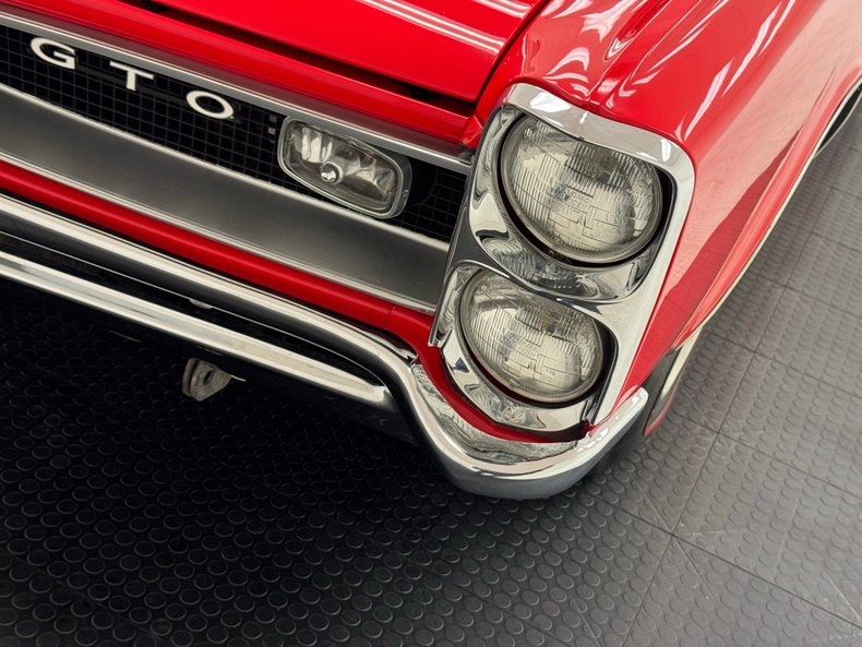 Pontiac-Gto-1966-Montero-Red-Black-17