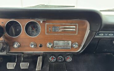 Pontiac-Gto-1966-Montero-Red-Black-2