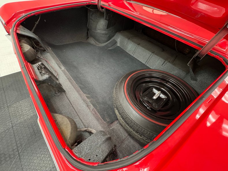 Pontiac-Gto-1966-Montero-Red-Black-37