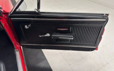 Pontiac-Gto-1966-Montero-Red-Black-39