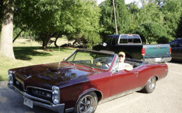 Pontiac-Gto-1967-Burgundy-Black