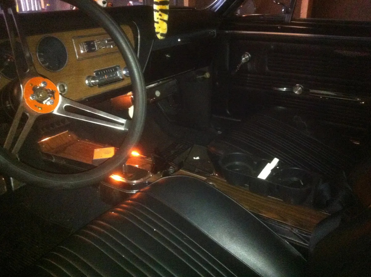 Pontiac-Gto-1967-Burgundy-Black