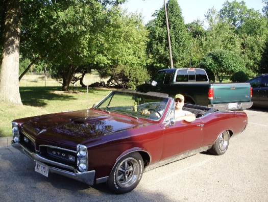 Pontiac-Gto-1967-Burgundy-Black