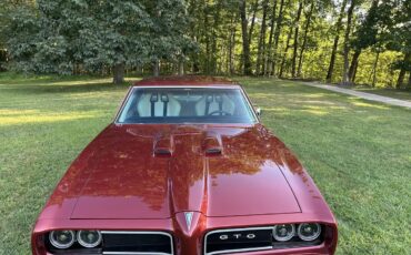 Pontiac-Gto-1968-Maroon-White-2