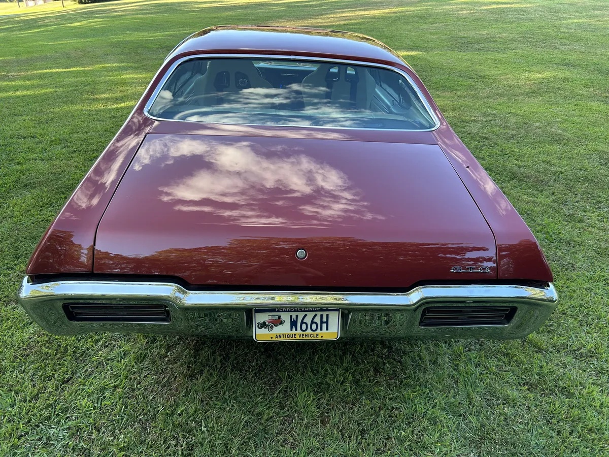 Pontiac-Gto-1968-Maroon-White-6