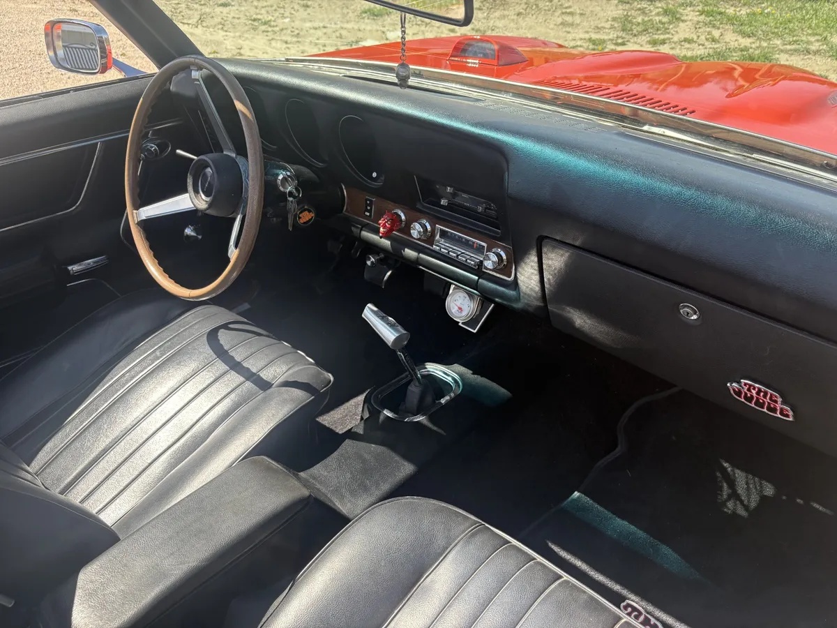Pontiac-Gto-1969-Carosel-Red-Black-4