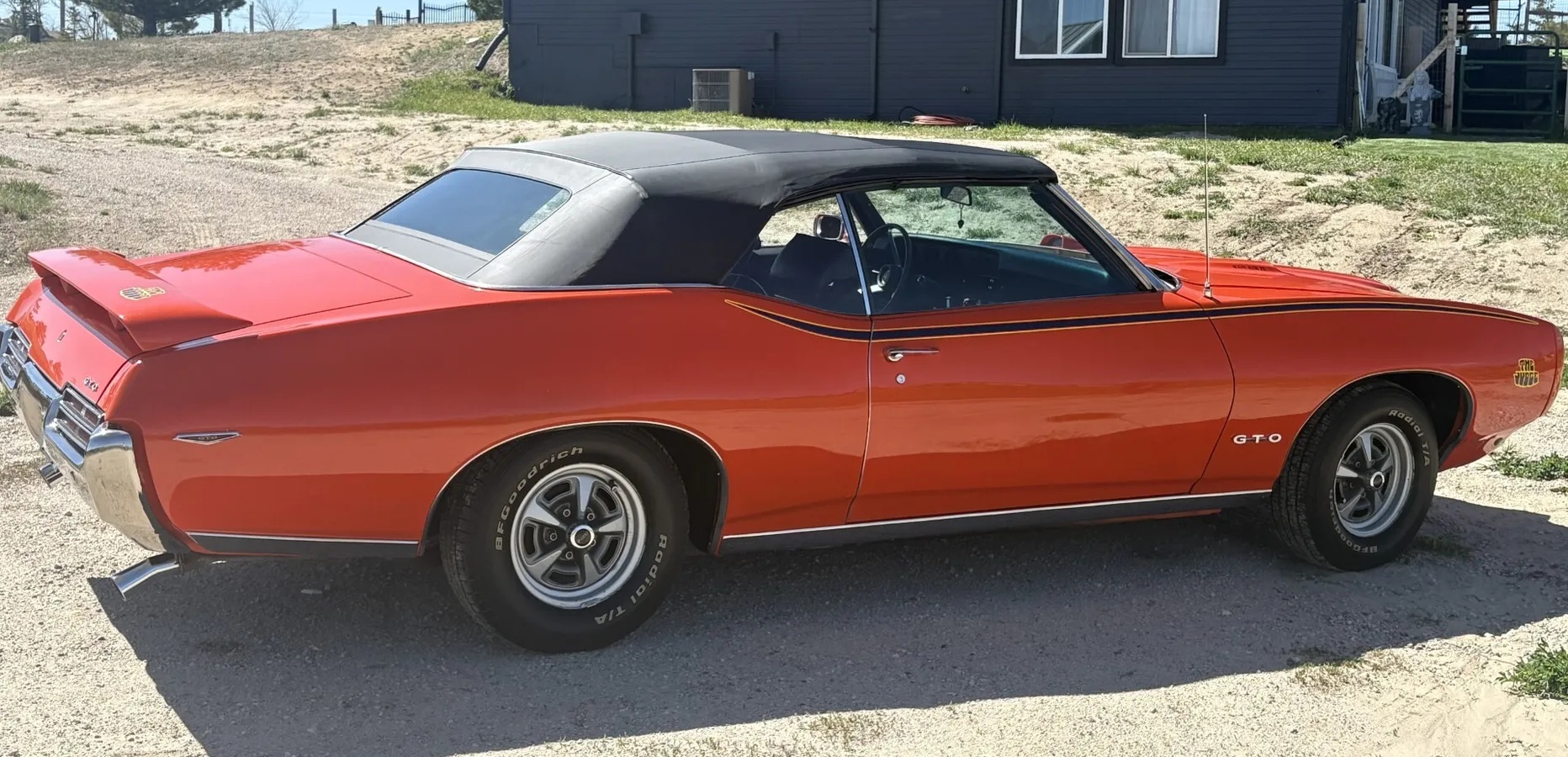 Pontiac-Gto-1969-Carosel-Red-Black-9