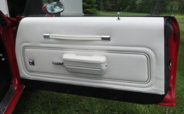 Pontiac-Gto-1972-Cardinal-Red-Code-75-White-Interior-Completely-OverhauledLeather-Seats-10