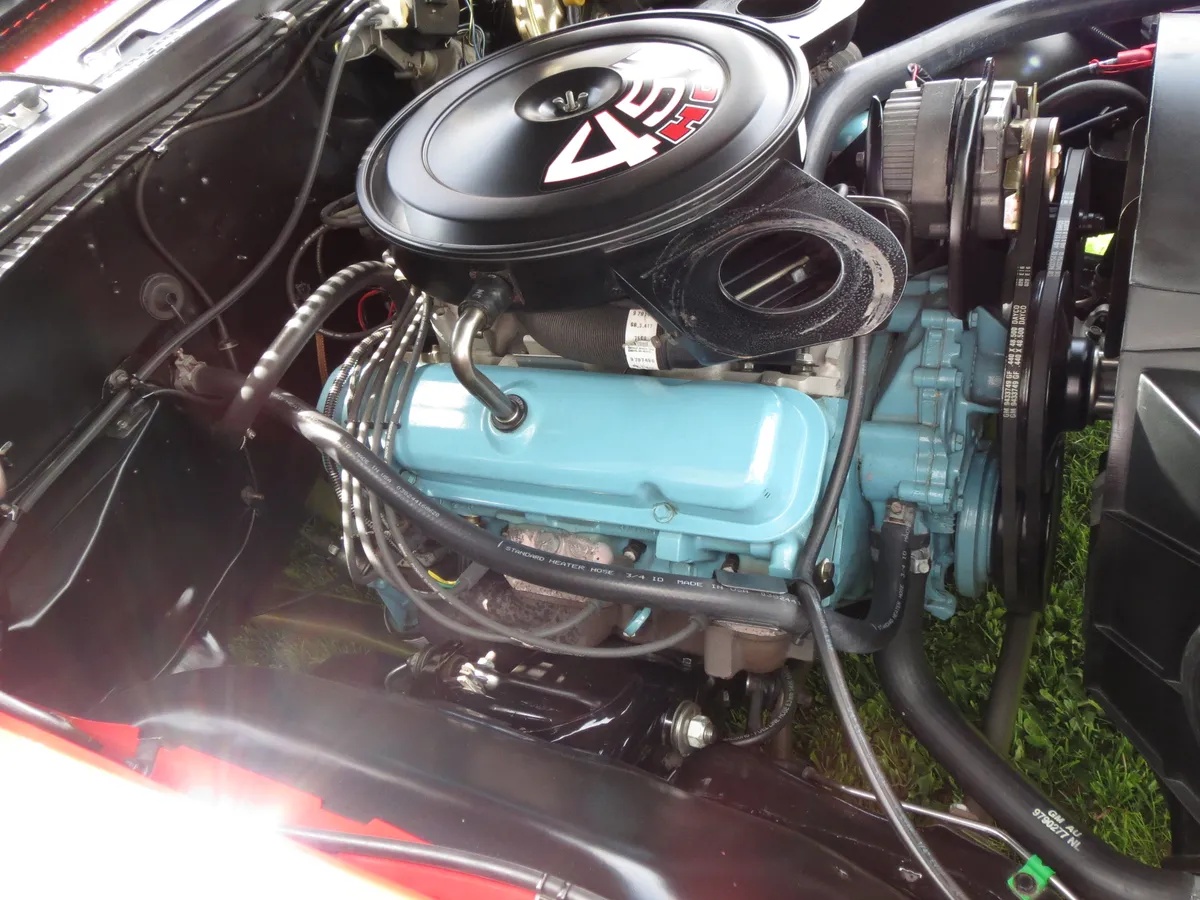 Pontiac-Gto-1972-Cardinal-Red-Code-75-White-Interior-Completely-OverhauledLeather-Seats-13