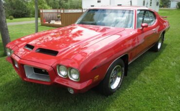 Pontiac-Gto-1972-Cardinal-Red-Code-75-White-Interior-Completely-OverhauledLeather-Seats-14