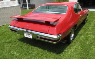 Pontiac-Gto-1972-Cardinal-Red-Code-75-White-Interior-Completely-OverhauledLeather-Seats-15