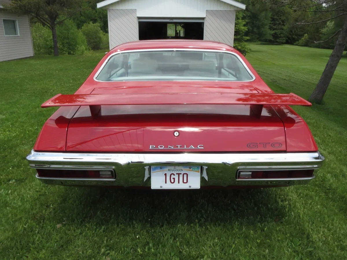 Pontiac-Gto-1972-Cardinal-Red-Code-75-White-Interior-Completely-OverhauledLeather-Seats-16