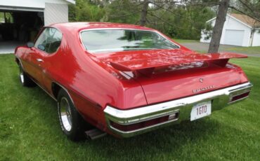Pontiac-Gto-1972-Cardinal-Red-Code-75-White-Interior-Completely-OverhauledLeather-Seats-3