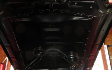 Pontiac-Gto-1972-Cardinal-Red-Code-75-White-Interior-Completely-OverhauledLeather-Seats-4